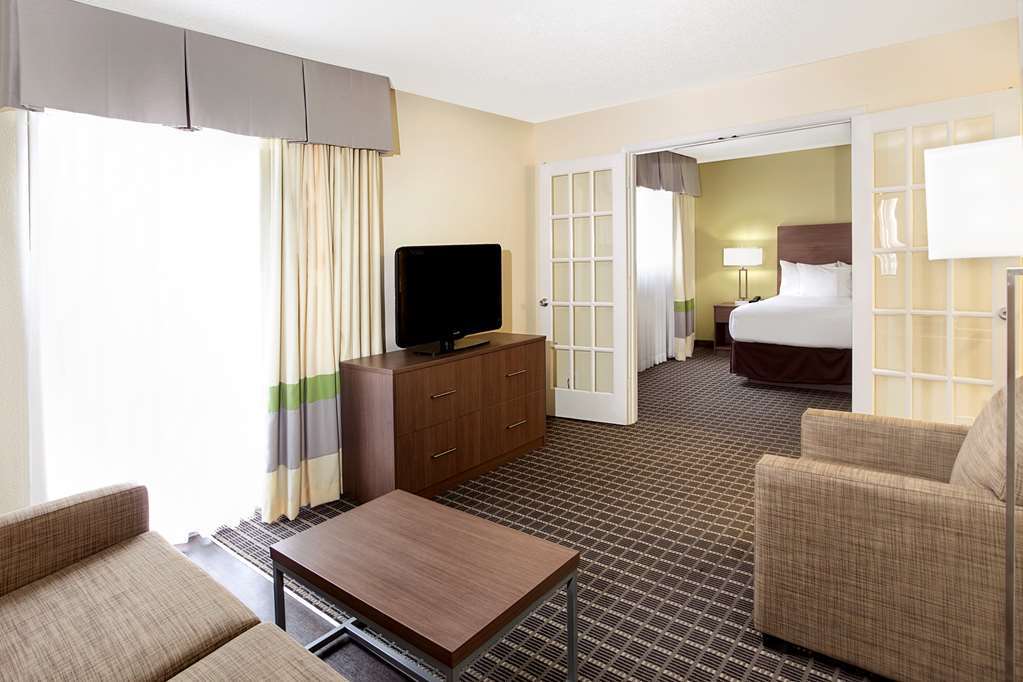 סנדי ספרינגס Waterwalk Extended Stay By Wyndham Atlanta Perimeter חדר תמונה